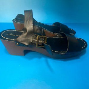 American eagle wedge heels size 10 women's